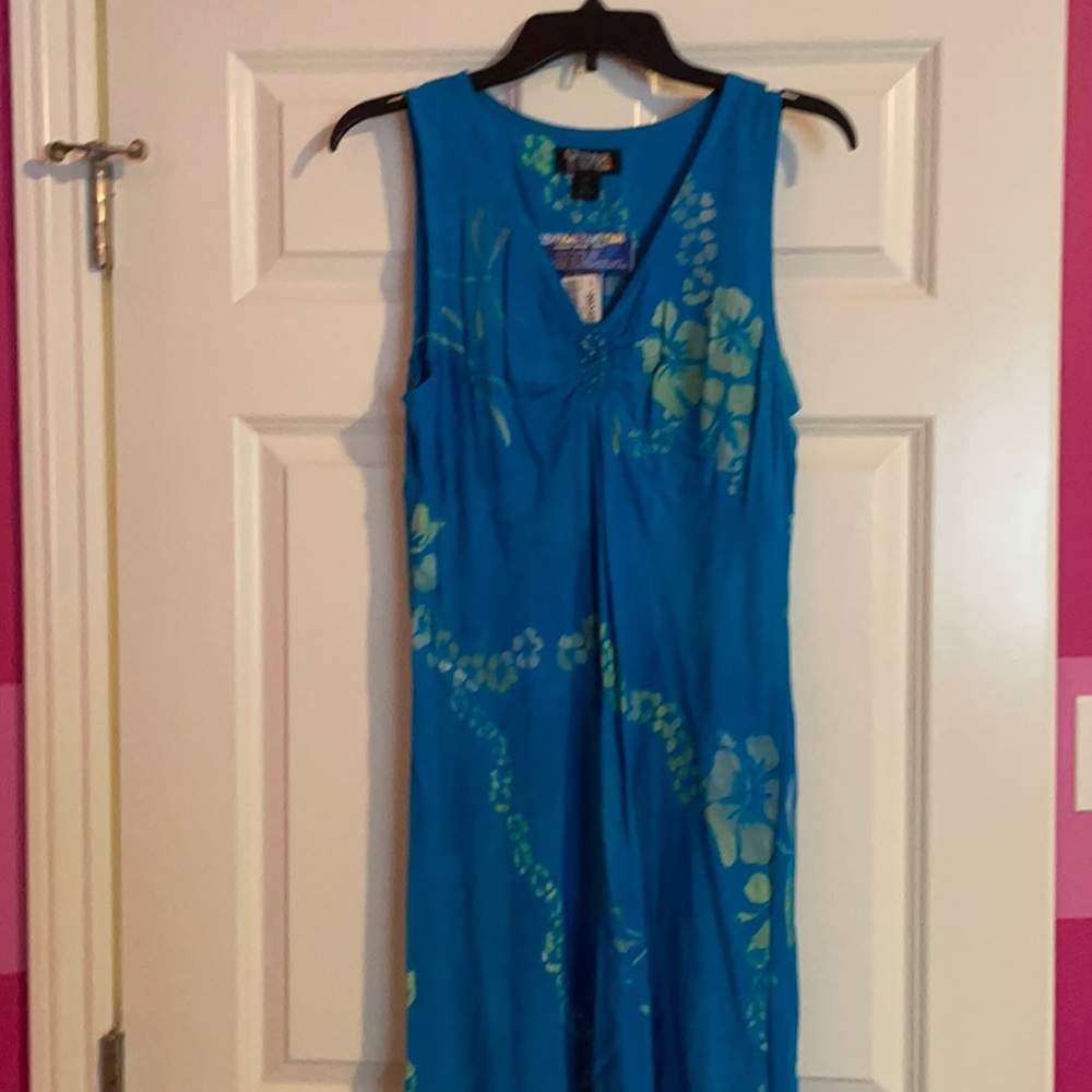 Blue Hawaiian dress. M. Brand new with tags